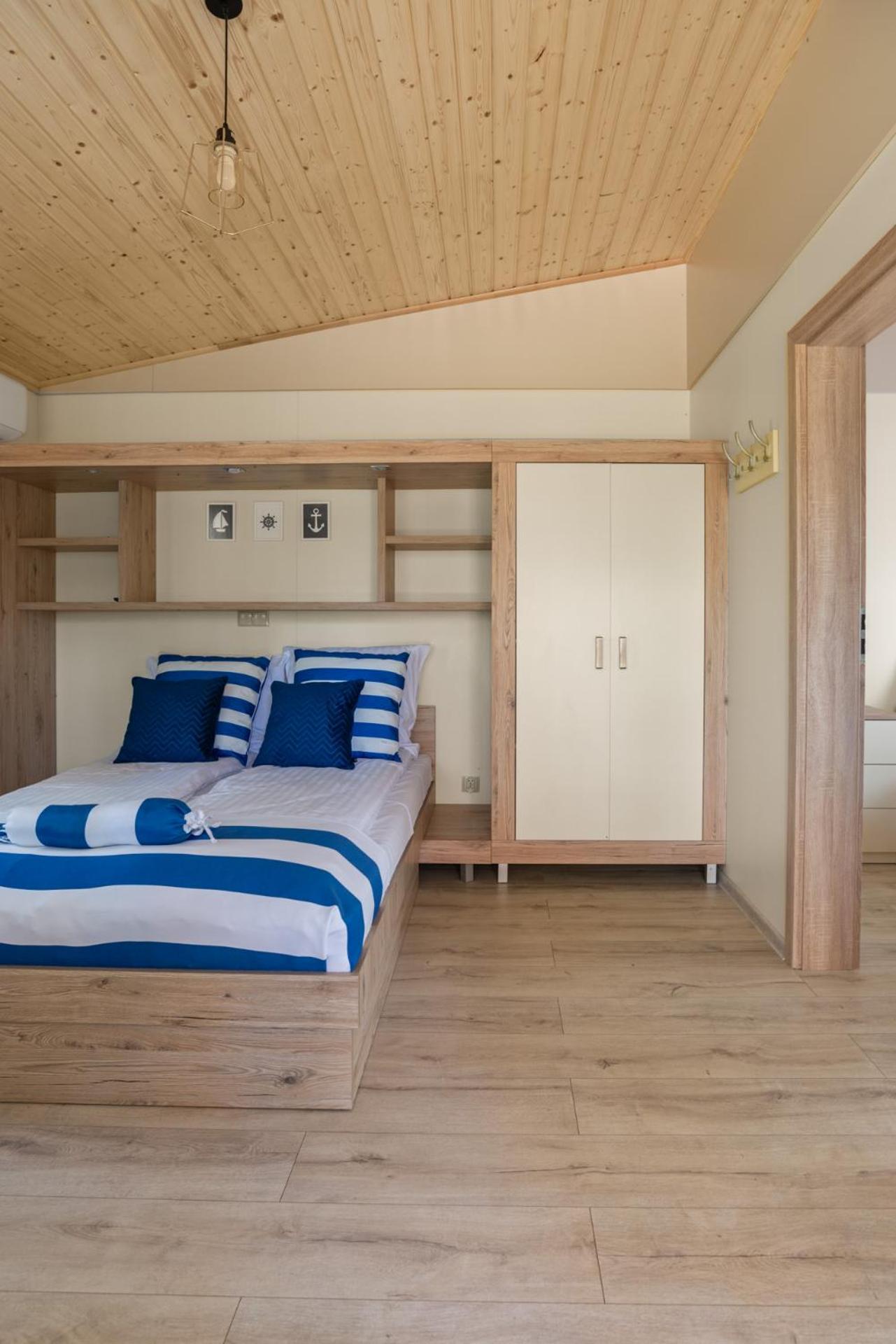 Campus Karolina Brenno Apartman Kültér fotó